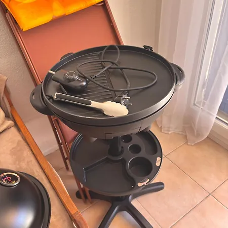 Familial Avec Grande Terrasse Piscine Parking Et Wifi Fibre *